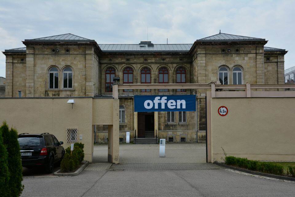 offener Knast