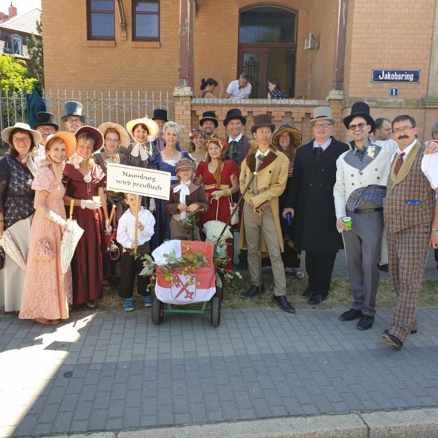 Unser komplettes Bild im historischen Gewand.